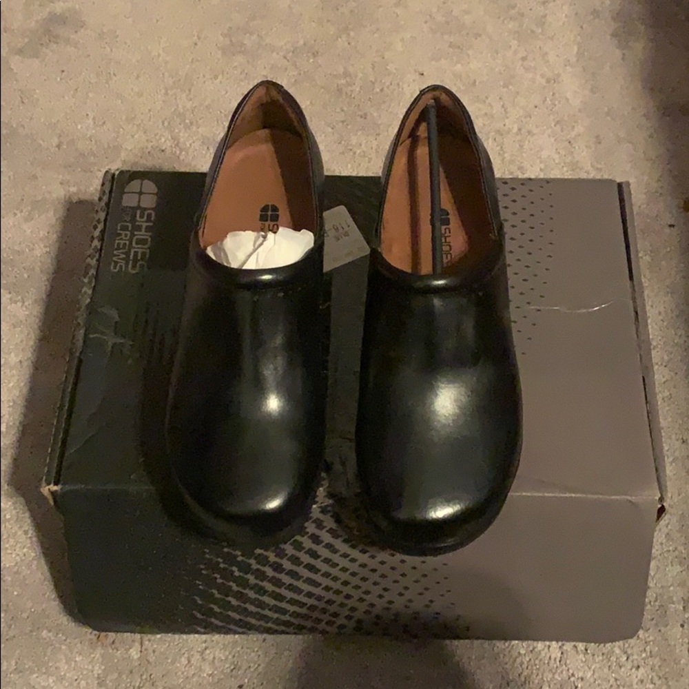 Nurse clogs